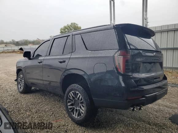 2025 Chevrolet Tahoe Z71 z VIN 1GNS6PRD5SR266643, wystawiony jako Copart lot #90061725 z przebiegiem Nie podano mil oraz Czysty tytuł • Clean title. Historia ofert i sprzedaży dostępna na DreamBid. Obrazek 2.