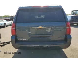 ✅ 2019 Chevrolet Suburban LT • VIN: 1GNSKHKCXKR375635 • Lot: 56133024. Wystawiony na Copart z przebiegiem Nie podano. Bezpłatny archiwum sprzedaży aukcyjnych z USA i szczegółowy raport historii pojazdu na DreamBid. Zdjęcie 6.