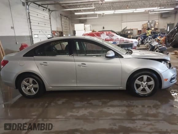 ✅ 2016 Chevrolet Cruze LT • VIN: 1G1PE5SB7G7143842 • Лот: 43563336. Опубликован ранее на IAAI с пробегом 112 084 миль. Бесплатный доступ к архиву аукционных продаж из США и подробный отчёт об истории автомобиля на DreamBid. Изображение 14.