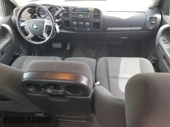 2011 Chevrolet Silverado 1500 LT с VIN 1GCRCSEA0BZ460396, выставлен на аукционе Copart как лот 65447455 с пробегом 241 635 миль миль и Списание • Salvage title. История ставок и продаж доступна на DreamBid. Изображение 8.