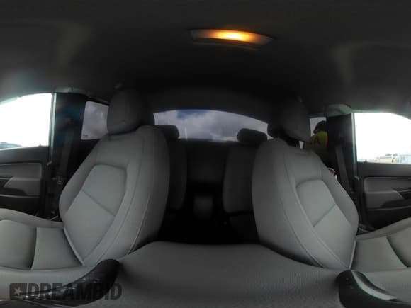 ✅ 2020 Chevrolet Colorado 2WD Work Truck • VIN: 1GCHSBEA8L1164993 • Лот: 42234913. Опубликован ранее на IAAI с пробегом 50 578 миль. Бесплатный доступ к архиву аукционных продаж из США и подробный отчёт об истории автомобиля на DreamBid. Изображение 17.