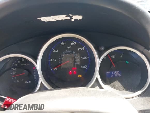 ✅ 2008 Honda Fit • VIN: JHMGD384X8S046137 • Lot: 42339287. Listed on IAAI with 212,266 mi. Free auction sales archive from the USA and detailed vehicle history report at DreamBid. Image 7.