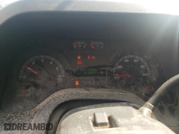 ✅ 2013 Ford Econoline Cargo Commercial • VIN: 1FTNE2EW4DDA93586 • Lot: 63841875. Listed on Copart with 205,807 mi. Free auction sales archive from the USA and detailed vehicle history report at DreamBid. Image 9.