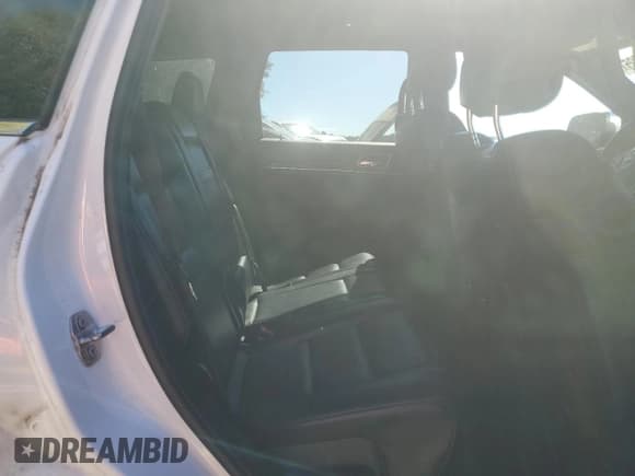 ✅ 2018 Jeep Grand Cherokee High Altitude • VIN: 1C4RJFCG6JC355593 • Lot: 85868595. Listed on Copart with 123,862 mi. Free auction sales archive from the USA and detailed vehicle history report at DreamBid. Image 10.