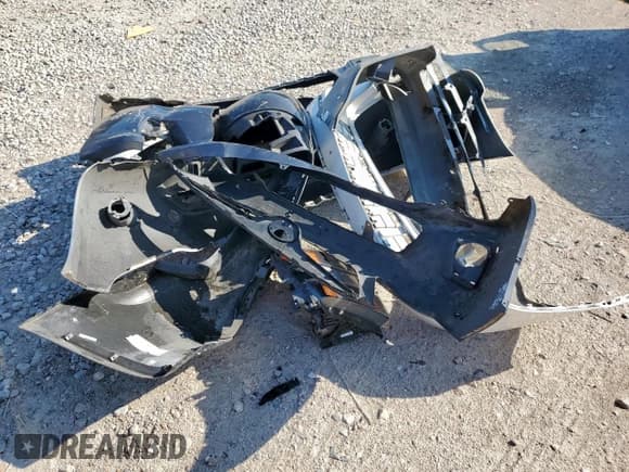 ✅ 2020 Chevrolet Silverado 1500 Custom • VIN: 3GCPWBEH5LG284961 • Lot: 82332555. Wystawiony na Copart z przebiegiem 61 925 mil. Bezpłatny archiwum sprzedaży aukcyjnych z USA i szczegółowy raport historii pojazdu na DreamBid. Zdjęcie 12.