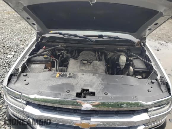 ✅ 2018 Chevrolet Silverado 1500 LS • VIN: 1GCRCNEH8JZ126033 • Лот: 64273534. Опубликован ранее на Copart с пробегом Не указан. Бесплатный доступ к архиву аукционных продаж из США и подробный отчёт об истории автомобиля на DreamBid. Изображение 11.