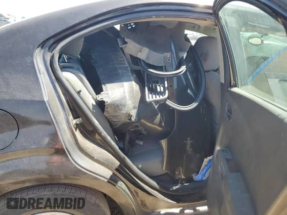 2015 Chevrolet Sonic LT с VIN 1G1JC5SH9F4132342, выставлен на аукционе Copart как лот 69644234 с пробегом 123 087 миль миль и Списание • Salvage title. История ставок и продаж доступна на DreamBid. Изображение 10.