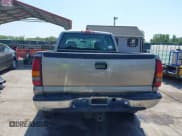 ✅ 2001 GMC Sierra 1500 SLE • VIN: 1GTEK19T31E271805 • Лот: 42167399. Опубликован ранее на IAAI с пробегом 206 202 миль. Бесплатный доступ к архиву аукционных продаж из США и подробный отчёт об истории автомобиля на DreamBid. Изображение 16.