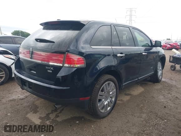 ✅ 2009 Lincoln MKX • VIN: 2LMDU88C79BJ00174 • Lot: 42637124. Listed on IAAI with 222,023 mi. Free auction sales archive from the USA and detailed vehicle history report at DreamBid. Image 4.