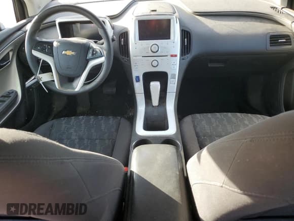 ✅ 2013 Chevrolet Volt • VIN: 1G1RA6E46DU130178 • Lot: 75539514. Wystawiony na Copart z przebiegiem 174 706 mil. Bezpłatny archiwum sprzedaży aukcyjnych z USA i szczegółowy raport historii pojazdu na DreamBid. Zdjęcie 8.