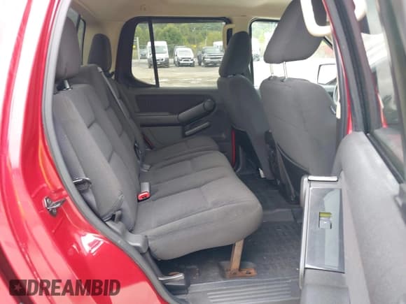 ✅ 2010 Ford Explorer Sport Trac XLT • VIN: 1FMEU5BE3AUA38652 • Lot: 43118569. Wystawiony na IAAI z przebiegiem 156 000 mil. Bezpłatny archiwum sprzedaży aukcyjnych z USA i szczegółowy raport historii pojazdu na DreamBid. Zdjęcie 8.