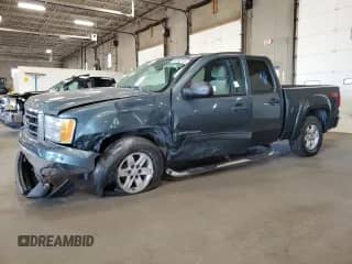 2007 GMC Sierra 1500 SLE1 with VIN 2GTEK13M371649830, listed as a Copart auction lot 68392915 with 113,284 mi miles and Salvage title. Bid and sale history available at DreamBid. Image 1.