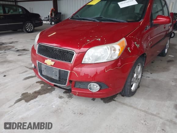 ✅ 2011 Chevrolet Aveo 2LT • VIN: KL1TG6DE1BB133821 • Lot: 42238620. Wystawiony na IAAI z przebiegiem 158 225 mil. Bezpłatny archiwum sprzedaży aukcyjnych z USA i szczegółowy raport historii pojazdu na DreamBid. Zdjęcie 6.