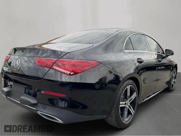 ✅ 2020 Mercedes-Benz CLA 250 • VIN: W1K5J4GB1LN091262 • Lot: 92938935. Wystawiony na Copart z przebiegiem 104 249 mil. Bezpłatny archiwum sprzedaży aukcyjnych z USA i szczegółowy raport historii pojazdu na DreamBid. Zdjęcie 4.