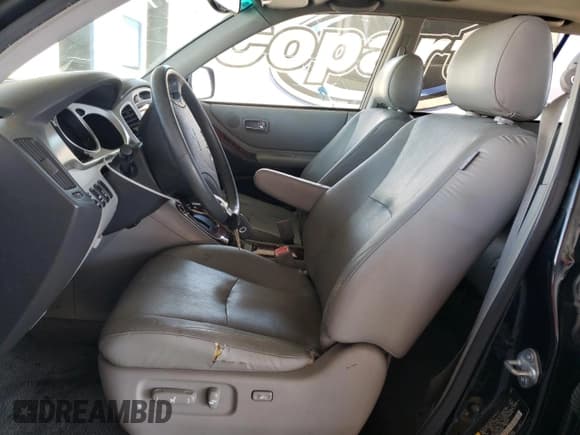 ✅ 2006 Toyota Highlander • VIN: JTEEW21A960020064 • Lot: 69968035. Listed on Copart with 234,720 mi. Free auction sales archive from the USA and detailed vehicle history report at DreamBid. Image 7.
