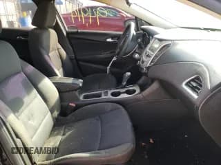 ✅ 2016 Chevrolet Cruze LS • VIN: 1G1BC5SM3G7267107 • Lot: 66916592. Listed on Copart with 94,914 mi. Free auction sales archive from the USA and detailed vehicle history report at DreamBid. Image 5.