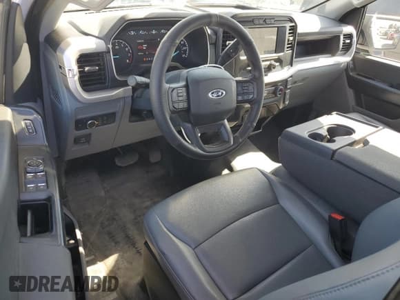 ✅ 2022 Ford F-150 XL • VIN: 1FTEX1CB8NKE67649 • Лот: 56169555. Опубликован ранее на Copart с пробегом 57 655 миль. Бесплатный доступ к архиву аукционных продаж из США и подробный отчёт об истории автомобиля на DreamBid. Изображение 8.