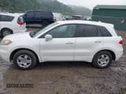 ✅ 2008 Acura RDX Technology • VIN: 5J8TB18548A005982 • Lot: 42671726. Wystawiony na IAAI z przebiegiem 246 932 mil. Bezpłatny archiwum sprzedaży aukcyjnych z USA i szczegółowy raport historii pojazdu na DreamBid. Zdjęcie 14.