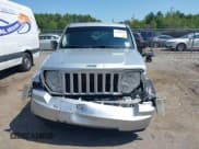 ✅ 2009 Jeep Liberty Rocky Mountain • VIN: 1J8GN28K49W525647 • Lot: 42400382. Wystawiony na IAAI z przebiegiem 131 820 mil. Bezpłatny archiwum sprzedaży aukcyjnych z USA i szczegółowy raport historii pojazdu na DreamBid. Zdjęcie 13.