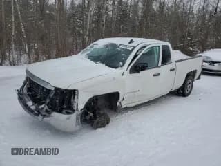 ✅ 2018 Chevrolet Silverado 1500 Work Truck • VIN: 1GCRCNEH2JZ266711 • Lot: 89086985. Wystawiony na Copart z przebiegiem 65 413 mil. Bezpłatny archiwum sprzedaży aukcyjnych z USA i szczegółowy raport historii pojazdu na DreamBid. Zdjęcie 1.