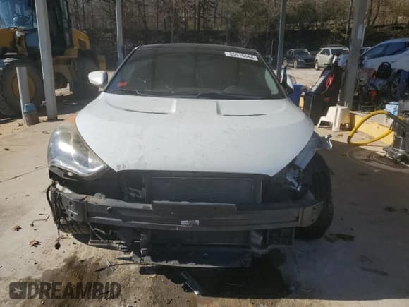 ✅ 2013 Hyundai Veloster w/Black Int • VIN: KMHTC6AD3DU166919 • Lot: 89124595. Wystawiony na Copart z przebiegiem 194 787 mil. Bezpłatny archiwum sprzedaży aukcyjnych z USA i szczegółowy raport historii pojazdu na DreamBid. Zdjęcie 5.