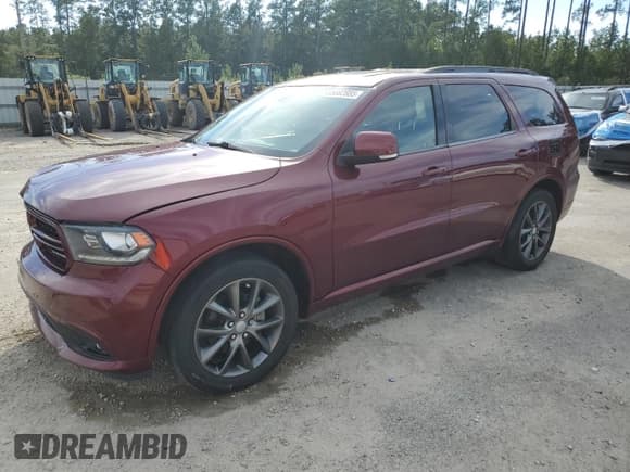✅ 2018 Dodge Durango GT • VIN: 1C4RDHDG2JC239695 • Лот: 85082885. Опубликован ранее на Copart с пробегом 101 658 миль. Бесплатный доступ к архиву аукционных продаж из США и подробный отчёт об истории автомобиля на DreamBid. Изображение 1.