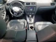 ✅ 2013 Volkswagen Jetta SEL • VIN: 3VWLX7AJ4DM354418 • Lot: 54982235. Listed on Copart with 147,136 mi. Free auction sales archive from the USA and detailed vehicle history report at DreamBid. Image 8.