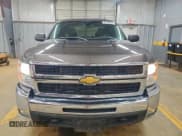 ✅ 2007 Chevrolet Silverado 2500HD Work Truck • VIN: 1GCHK29K97E529697 • Lot: 94190415. Wystawiony na Copart z przebiegiem 145 783 mil. Bezpłatny archiwum sprzedaży aukcyjnych z USA i szczegółowy raport historii pojazdu na DreamBid. Zdjęcie 5.