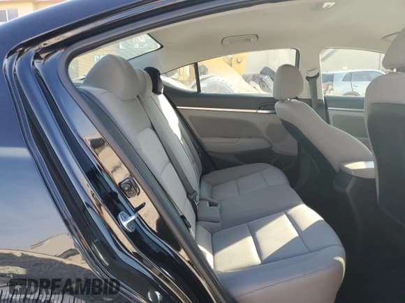 ✅ 2019 Hyundai Elantra Value Edition • VIN: 5NPD84LF9KH416524 • Lot: 43320485. Listed on Copart with 65,840 mi. Free auction sales archive from the USA and detailed vehicle history report at DreamBid. Image 10.