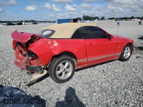 ✅ 2009 Ford Mustang • VIN: 1ZVHT84N195143129 • Lot: 85766555. Listed on Copart with 180,850 mi. Free auction sales archive from the USA and detailed vehicle history report at DreamBid. Image 3.