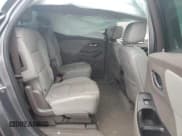 ✅ 2018 Chevrolet Traverse LT • VIN: 1GNEVHKW5JJ207459 • Lot: 68988754. Wystawiony na Copart z przebiegiem 62 921 mil. Bezpłatny archiwum sprzedaży aukcyjnych z USA i szczegółowy raport historii pojazdu na DreamBid. Zdjęcie 11.