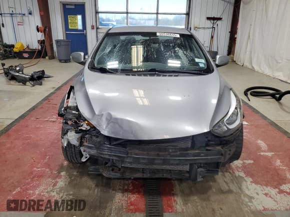 ✅ 2016 Hyundai Elantra SE • VIN: 5NPDH4AE2GH749813 • Lot: 90536845. Listed on Copart with 73,950 mi. Free auction sales archive from the USA and detailed vehicle history report at DreamBid. Image 5.