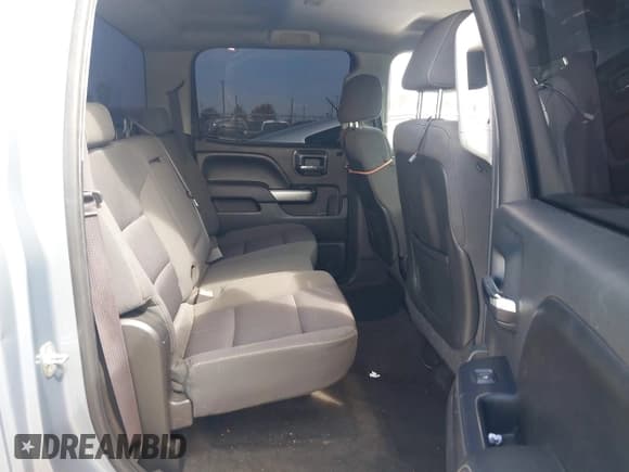 ✅ 2015 Chevrolet Silverado 1500 LT • VIN: 3GCPCRECXFG377498 • Lot: 43358162. Wystawiony na IAAI z przebiegiem 113 204 mil. Bezpłatny archiwum sprzedaży aukcyjnych z USA i szczegółowy raport historii pojazdu na DreamBid. Zdjęcie 8.