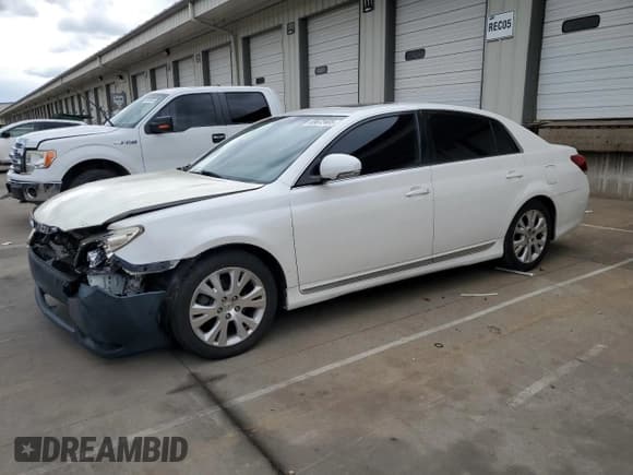 ✅ 2011 Toyota Avalon • VIN: 4T1BK3DBXBU409078 • Lot: 69672405. Listed on Copart with 131,870 mi. Free auction sales archive from the USA and detailed vehicle history report at DreamBid. Image 1.