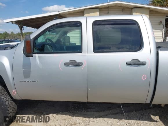 ✅ 2012 Chevrolet Silverado 2500HD LT • VIN: 1GC1KXC85CF242910 • Лот: 41937597. Опубликован ранее на IAAI с пробегом 199 164 миль. Бесплатный доступ к архиву аукционных продаж из США и подробный отчёт об истории автомобиля на DreamBid. Изображение 14.