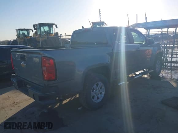 ✅ 2018 Chevrolet Colorado 2WD Work Truck • VIN: 1GCGSBEA6J1237688 • Lot: 41478016. Listed on IAAI with 58,053 mi. Free auction sales archive from the USA and detailed vehicle history report at DreamBid. Image 4.