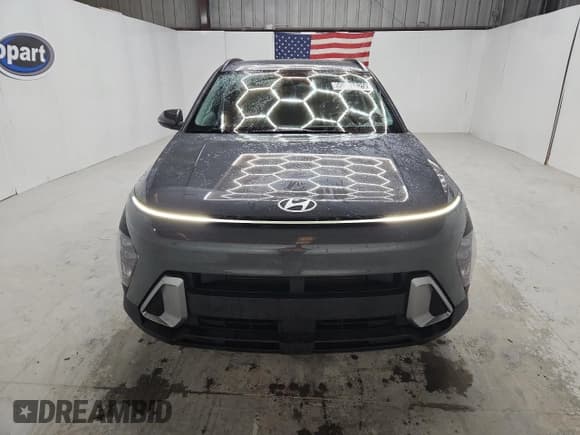 ✅ 2025 Hyundai Kona SEL • VIN: KM8HB3AB8SU212246 • Lot: 90502825. Wystawiony na Copart z przebiegiem 26 522 mil. Bezpłatny archiwum sprzedaży aukcyjnych z USA i szczegółowy raport historii pojazdu na DreamBid. Zdjęcie 5.