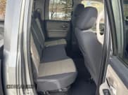 ✅ 2009 Dodge 1500 SLT • VIN: 1D3HV18T79S794819 • Lot: 50249735. Wystawiony na Copart z przebiegiem 267 565 mil. Bezpłatny archiwum sprzedaży aukcyjnych z USA i szczegółowy raport historii pojazdu na DreamBid. Zdjęcie 6.