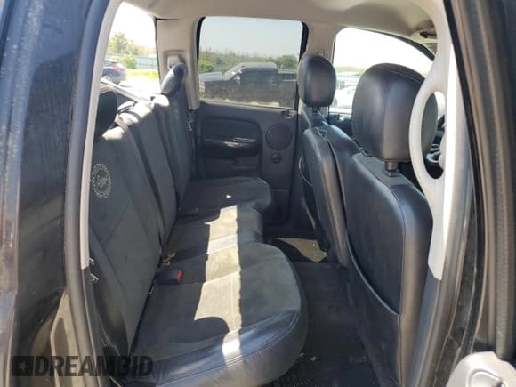 ✅ 2004 Dodge 1500 SLT • VIN: 1D7HA18D24J142143 • Лот: 68744024. Опубликован ранее на Copart с пробегом 181 427 миль. Бесплатный доступ к архиву аукционных продаж из США и подробный отчёт об истории автомобиля на DreamBid. Изображение 10.