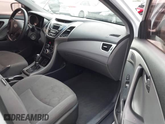 2016 Hyundai Elantra SE with VIN 5NPDH4AE2GH687829, listed as a IAAI auction lot 43431605 with 213,173 mi miles and . Bid and sale history available at DreamBid. Image 5.