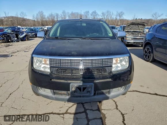 ✅ 2008 Lincoln MKX • VIN: 2LMDU88C68BJ34332 • Lot: 95553355. Listed on Copart with 111,451 mi. Free auction sales archive from the USA and detailed vehicle history report at DreamBid. Image 5.