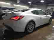 2015 Hyundai Genesis Coupe Ultimate с VIN KMHHU6KJ3FU123515, выставлен на аукционе Copart как лот 86863244 с пробегом 64 623 миль миль и Списание • Salvage title. История ставок и продаж доступна на DreamBid. Изображение 3.