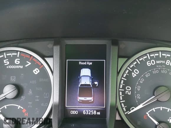 ✅ 2021 Toyota Tacoma SR5 • VIN: 3TMDZ5BN4MM103874 • Lot: 41550357. Listed on IAAI with 63,258 mi. Free auction sales archive from the USA and detailed vehicle history report at DreamBid. Image 16.