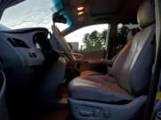 ✅ 2012 Toyota Sienna XLE • VIN: 5TDYK3DC6CS186521 • Лот: 93012045. Опубликован ранее на Copart с пробегом 173 559 миль. Бесплатный доступ к архиву аукционных продаж из США и подробный отчёт об истории автомобиля на DreamBid. Изображение 7.
