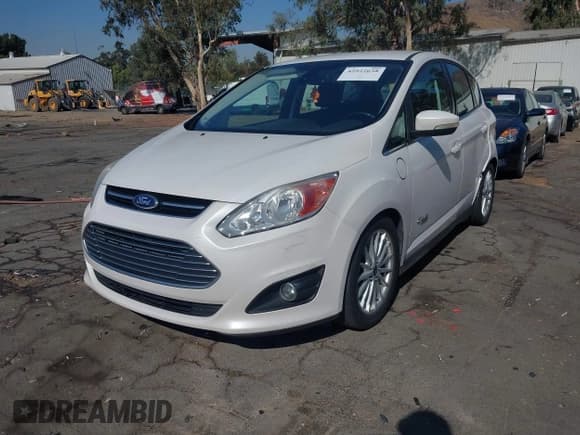 ✅ 2016 Ford C-Max SEL • VIN: 1FADP5CU8GL112343 • Лот: 42922638. Опубликован ранее на IAAI с пробегом 205 856 миль. Бесплатный доступ к архиву аукционных продаж из США и подробный отчёт об истории автомобиля на DreamBid. Изображение 17.