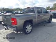 ✅ 2007 Chevrolet Silverado 1500 1LT • VIN: 3GCEC13J27G510315 • Lot: 41509767. Wystawiony na IAAI z przebiegiem 273 602 mil. Bezpłatny archiwum sprzedaży aukcyjnych z USA i szczegółowy raport historii pojazdu na DreamBid. Zdjęcie 4.