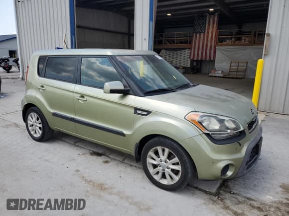 ✅ 2013 Kia Soul • VIN: KNDJT2A53D7547813 • Lot: 67486625. Listed on Copart with 207,532 mi. Free auction sales archive from the USA and detailed vehicle history report at DreamBid. Image 4.