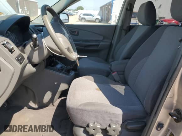 2006 Hyundai Tucson GL с VIN KM8JM72BX6U445858, выставлен на аукционе Copart как лот 67935745 с пробегом 245 943 миль миль и Чистый • Clean title. История ставок и продаж доступна на DreamBid. Изображение 7.