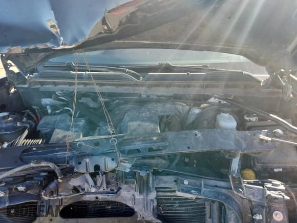 ✅ 2017 Chevrolet Silverado 1500 LT • VIN: 3GCUKREC8HG377976 • Lot: 86156325. Listed on Copart with 288,950 mi. Free auction sales archive from the USA and detailed vehicle history report at DreamBid. Image 11.