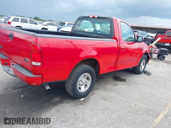 ✅ 2002 Ford F-150 XL • VIN: 1FTRF17262NB27957 • Lot: 42725235. Listed on IAAI with Not provided. Free auction sales archive from the USA and detailed vehicle history report at DreamBid. Image 4.